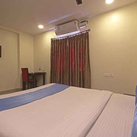 Hotel Ns Royal Emirates With 3Hr Early Check In Haïdarabad Extérieur photo