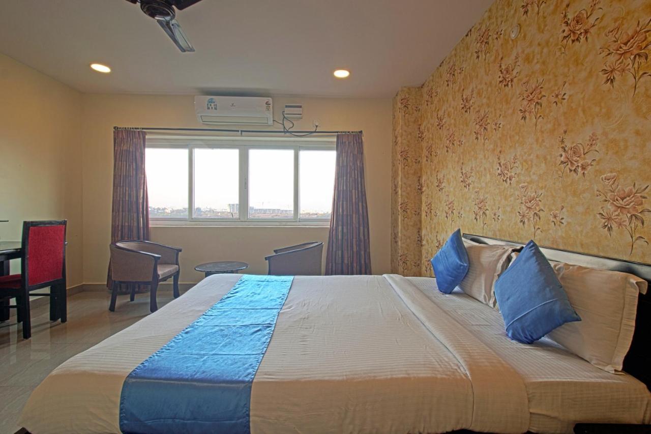 Hotel Ns Royal Emirates With 3Hr Early Check In Haïdarabad Extérieur photo