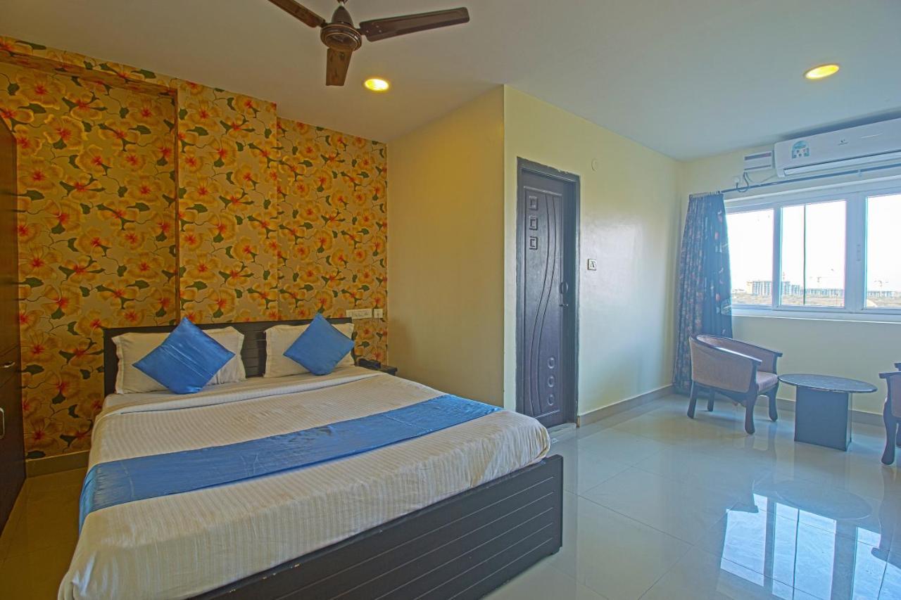 Hotel Ns Royal Emirates With 3Hr Early Check In Haïdarabad Extérieur photo