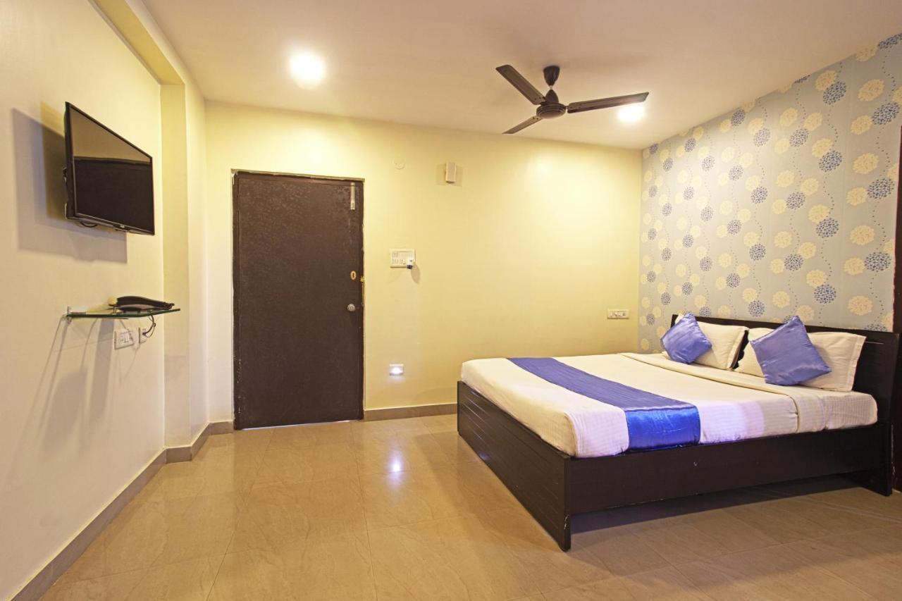 Hotel Ns Royal Emirates With 3Hr Early Check In Haïdarabad Extérieur photo