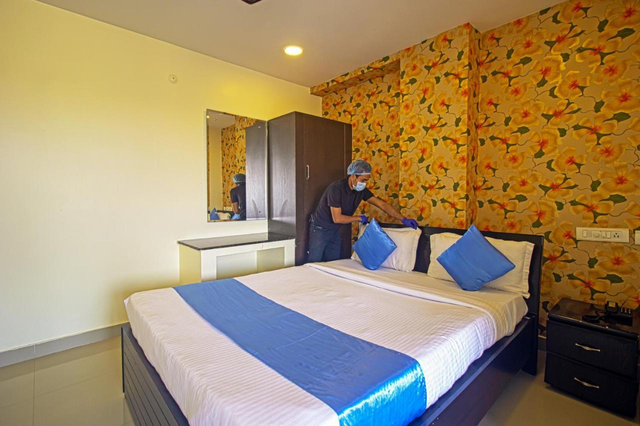 Hotel Ns Royal Emirates With 3Hr Early Check In Haïdarabad Extérieur photo
